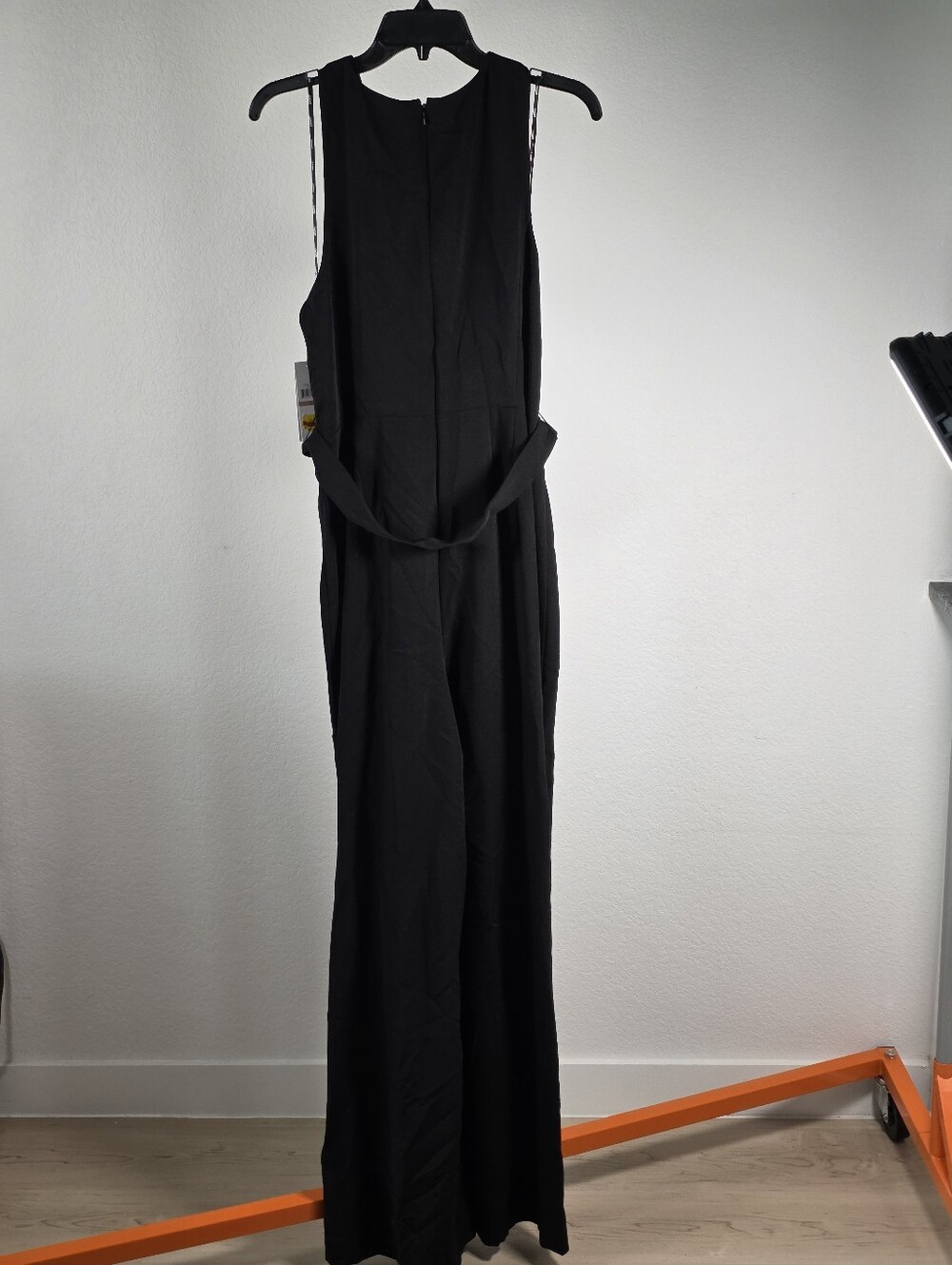 DKNY NWT Black Sleeveless Wide Leg Belted Jumpsuit Size 12 $139 Workwear Party - Picture 10 of 11